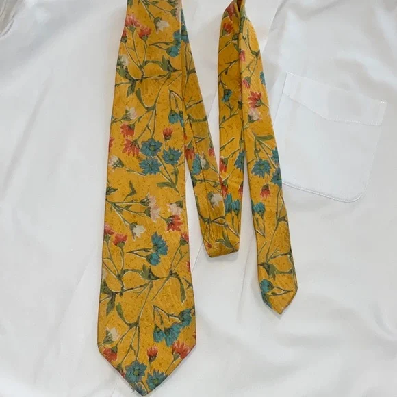 Floral Patterned Yellow Silk LP Tie - Picture 5 of 7